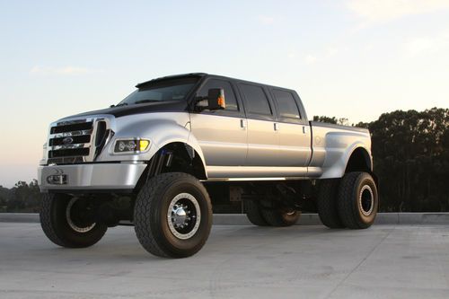 Purchase Used Ford F650 Truck Super Truck Limo 6 Door 4x4