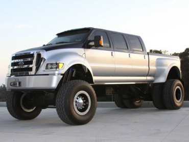 Purchase used Ford F650 truck super truck limo 6 door