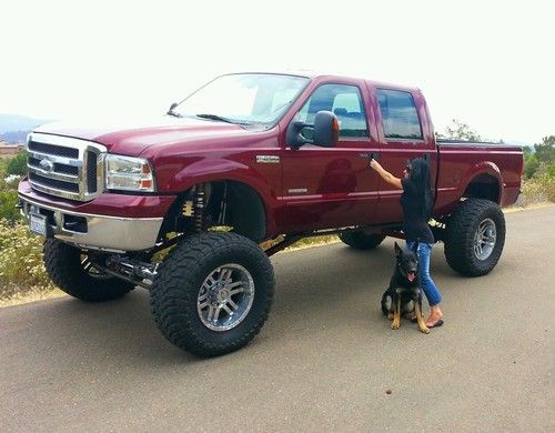 Ford f-250 super duty lifted truck