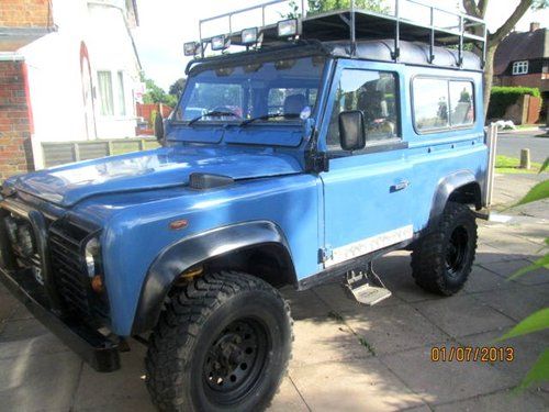 Super land rover defender county 6 -seater diesel-shipping service