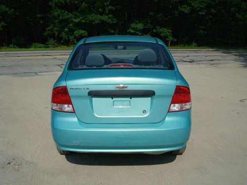 Purchase used 2005 Chevrolet Aveo LS Sedan 4Door 1.6L
