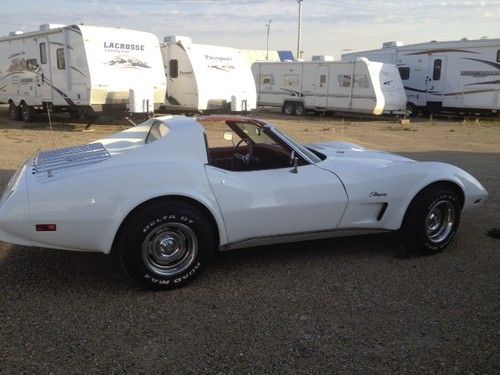 1976 corvette stingray 4 speed mint origional