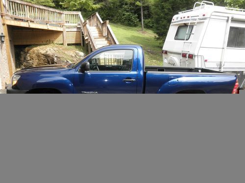 2005 toyota tacoma base standard cab pickup 2-door 2.7l