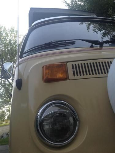 1979 volkswagen bus westfalia only 73 000km/45 000 miles clean and pretty solid!