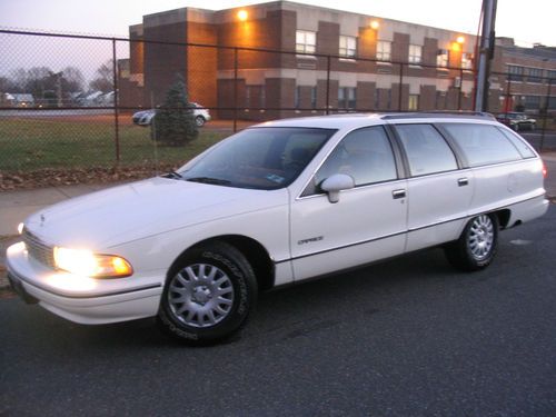 1991 chevy caprice wagon - 80k on engine, 20k on trans, excellent condition!