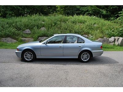 2003 bmw 525i*very rare 5 speed*best color combo*htd sts*only 54k*exceptional!