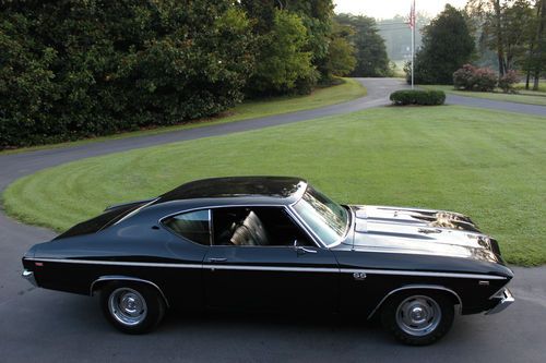 1970 chevelle super sport replica...slick black paint....350 engine