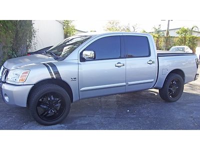 2004 nissan titan crew cab*silver*cloth*custom exhaust*custom rims*sporty*mint!