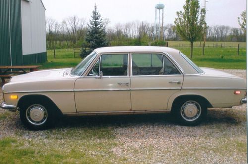 1970 mercedes 220 diesel