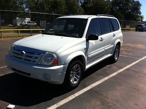 2004 suzuki xl-7 ex watch video non smoker owned. oil changes on time!