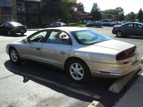 1999 oldsmobile aurora base sedan 4-door 4.0l