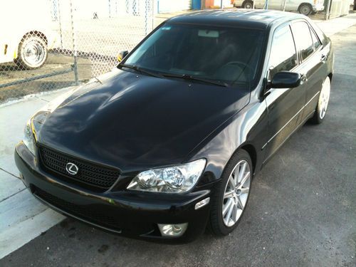 2001 lexus is300 clean- all maintenance just done!!! timing belt etc...