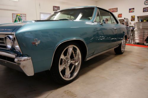 1967 CHEVELLE, 454 4-spd. Real frame off, Nice car, image 1