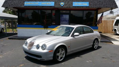 One owner jag supercharged,very rare ,leather roof xenon must see