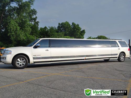 2007 lincoln navigator limo 200&#034; by moonlight - text best offer - 4014873964