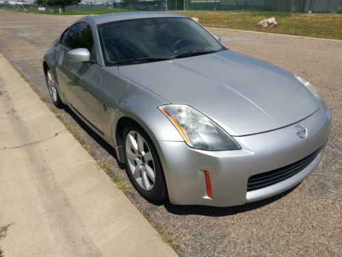 2004 nissan 350z touring coupe 3.5l very quick!!!