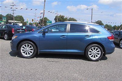2011 toyota venza awd only 33k miles runs/looks great must see we finance!