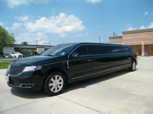 2013 lincoln mkt 120&#034; limousine by lcw automotive only 9700 miles