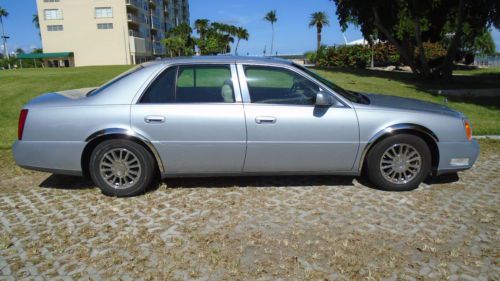 2005 05 deville, florida car, low miles, sunroof, heated and cooled seats