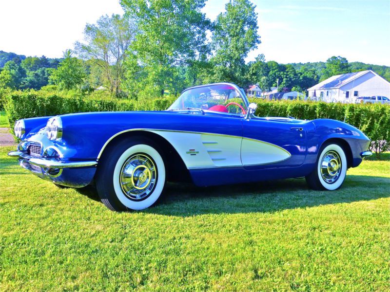 1961 chevrolet corvette