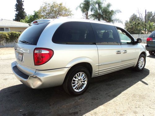 2003 chrysler town &amp; country, no reserve