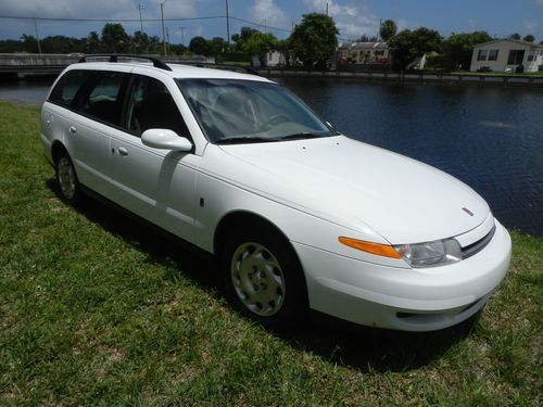 2000 saturn wagon low miles 65k florida car mus see very clean 4 new tires
