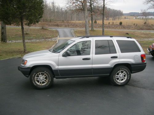 Perfect 1 owner 51xxx  2003 silver jeep grand cherokee 4x4not wrangler noreserve