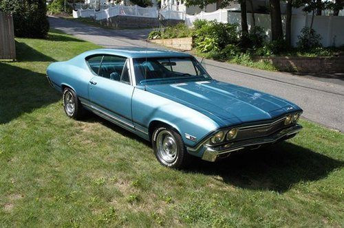1968 chevelle for sale~350~4 speed~super straight~fresh paint~buckets~new tires