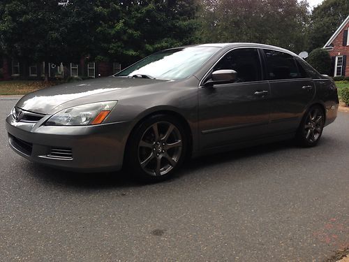Buy used 2006 Honda Accord EX-L EXL Sedan 3.0 V6 MT w ...
