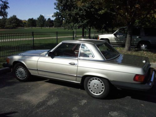 1987 mercedes-benz 560sl convertible with hard top