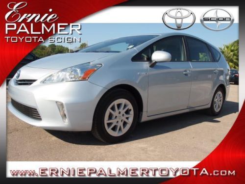 2012 toyota prius v two back up camera one owner clean carfax toyota certified