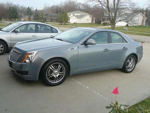 2008  cadillac cts (all wheel drive) very low miles
