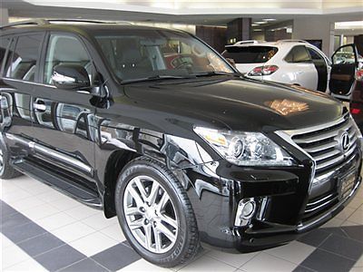 2013 lexus lx 570 with 61 miles. navigation system in perfect condition.