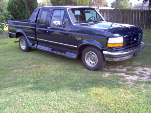 94 ford f-150 xlt super cab 75k miles, new paint, rust free, excellent condition