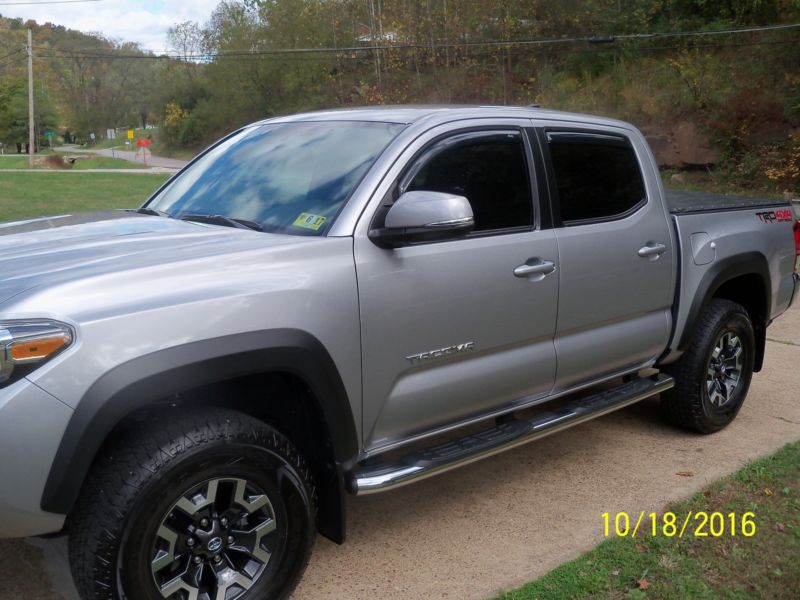 2016 toyota tacoma trd off-road crew cab pickup 4-door