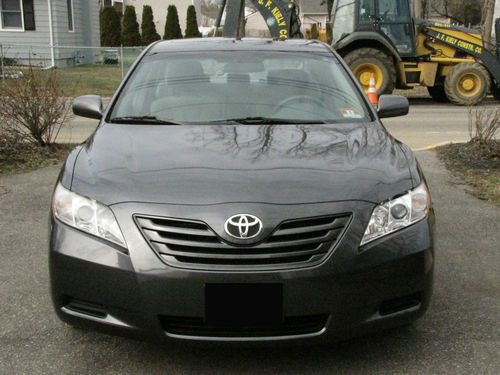 2008 toyota camry le sedan