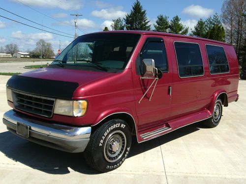 1993 ford e350 7.3l diesel 9 passenger 6 captain chairs &amp; bench great shape