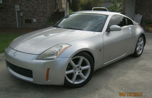 2003 nissan 350z touring coupe 2-door 3.5l