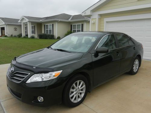 2010 toyota camry xle v6 spruce mica auto leather cruise control 17.2k - $21,999