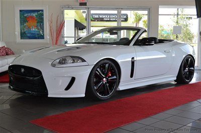 No reserve. black pack edition xkr custom. 1 owner cnv. 510hp. florida car.