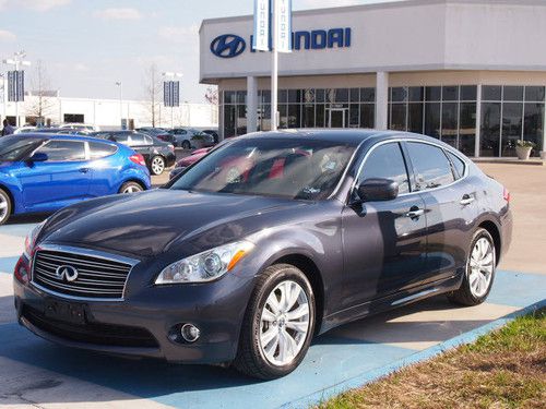 2011 infiniti m37 loaded roof leather navi 1-owner clean carfax mint we finance!
