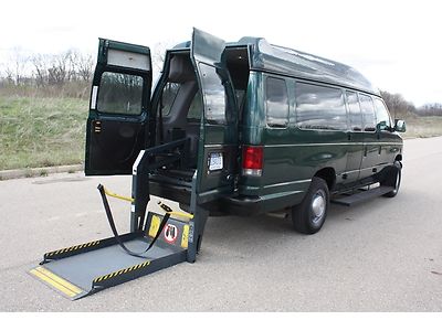 2001 ford econoline wagon  e-350 handicap accessible wheelchair  van