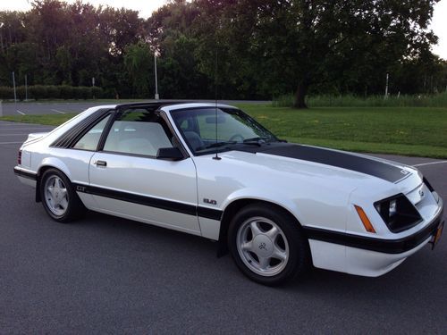 1986 ford mustang gt hatchback "rare" t-top mustang