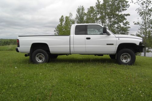 Dodge ram 2500 4x4 cummins