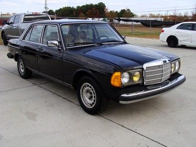 Freightliner Classic For Sale By Owner >> Find used 1983 Classic Mercedes 240D 240 300D Diesel Sedan ... Freightliner Classic For Sale By Owner >> Find used 1983 Classic Mercedes 240D 240 300D Diesel Sedan ...