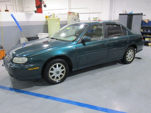 1999 chevy malibu v6 leather!!!!! clean and runs good!! l@@k