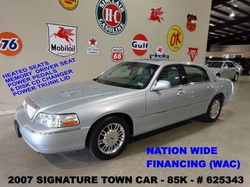 07 town car signature limited,sunroof,htd lth,6 disk cd,17in whls,86k,we finance