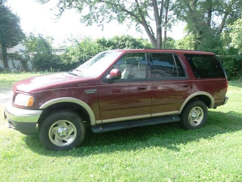 1999 ford expedition,eddie bauer edition super clean body nice truck needs motor