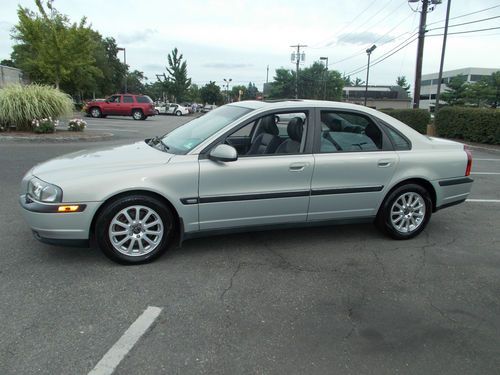 Volvo s80 excellent condition, very clean, runs great!