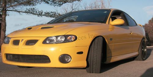 Foose gto, extra clean mint condition, stock 400hp ls2, sport suspension upgrade